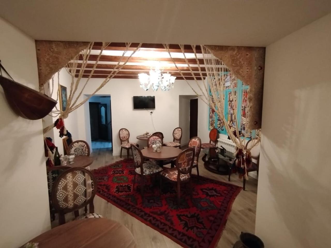 Old City Apartment Bakoe Buitenkant foto