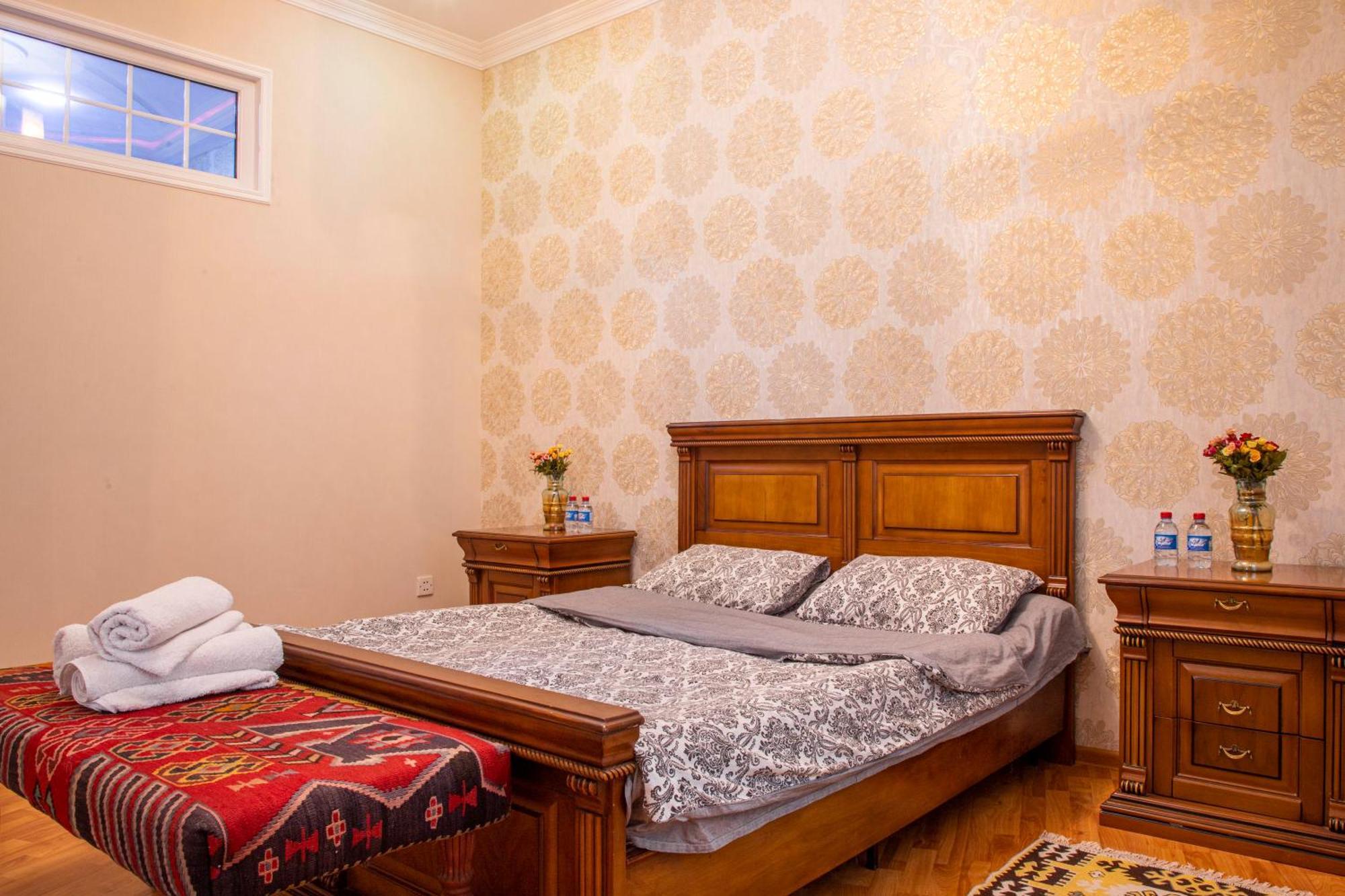 Old City Apartment Bakoe Buitenkant foto