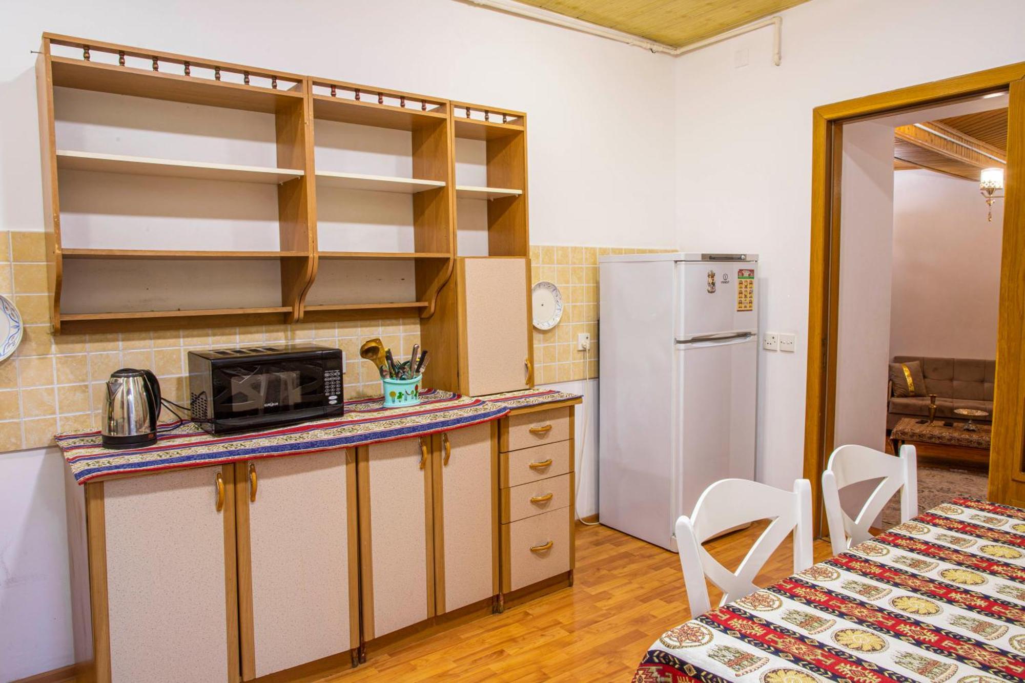 Old City Apartment Bakoe Buitenkant foto